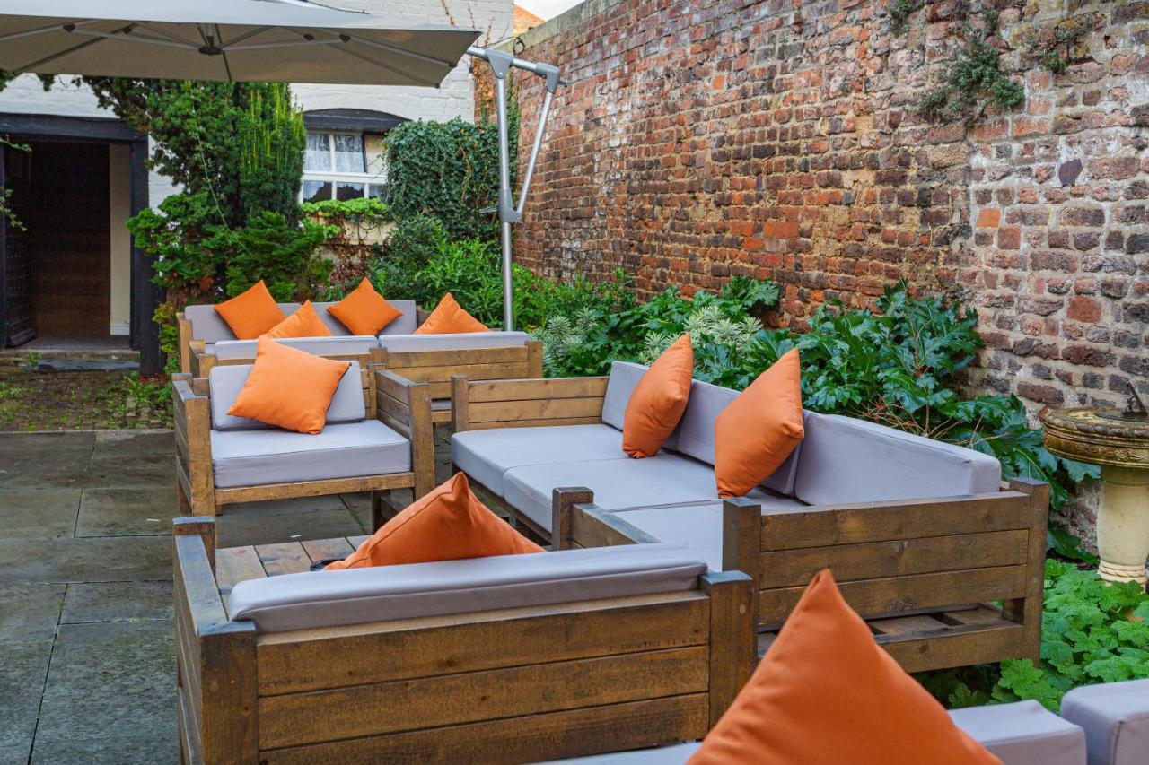 The Tudor House Hotel, Tewkesbury, Gloucestershire Zewnętrze zdjęcie