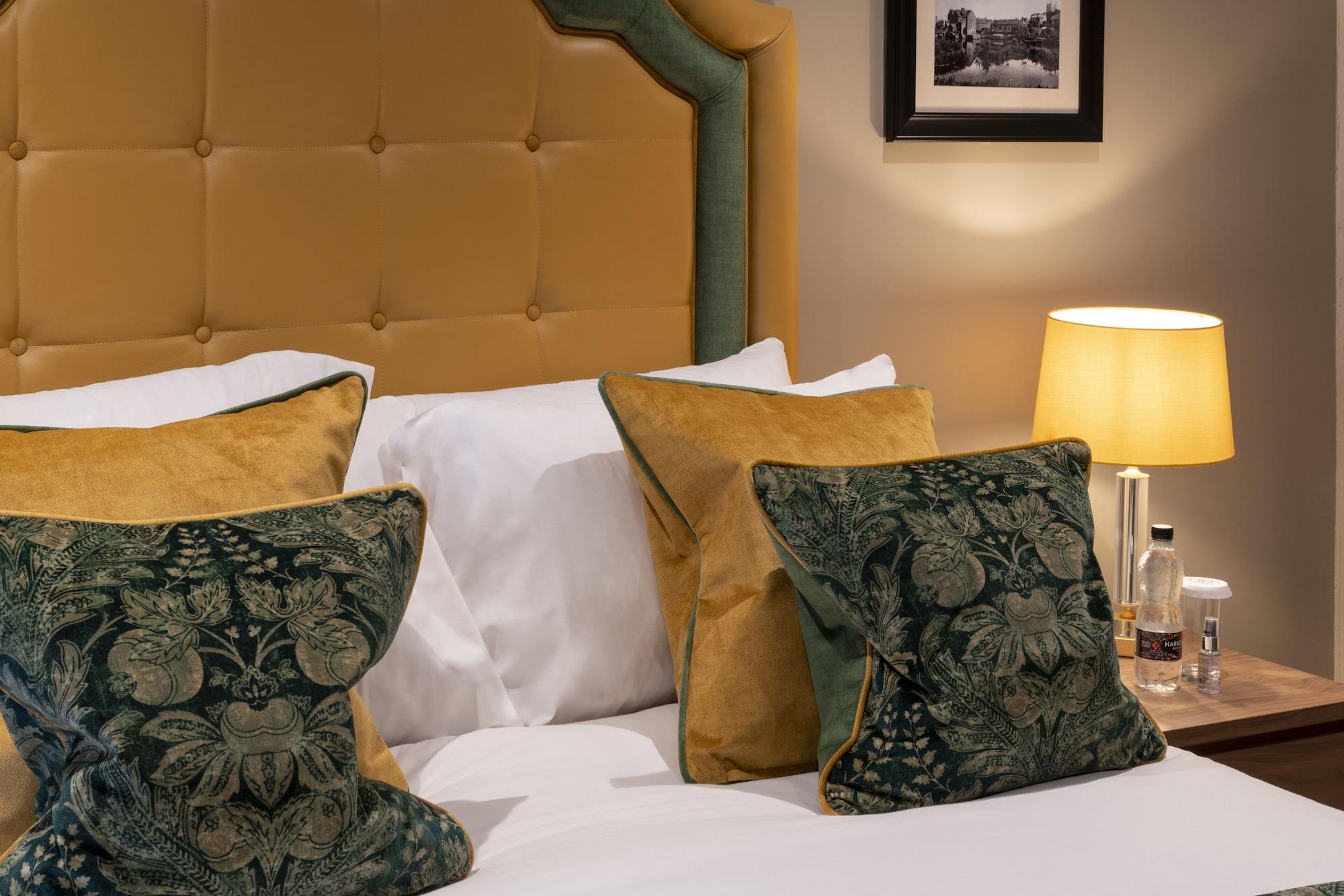 The Tudor House Hotel, Tewkesbury, Gloucestershire Zewnętrze zdjęcie